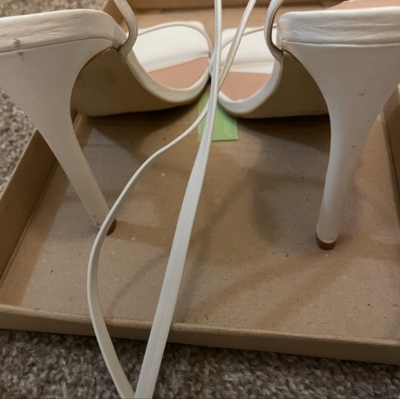 Steve Madden Uplift White Leather Lace-up Sandals, Sz 9 - Picture 4 of 4